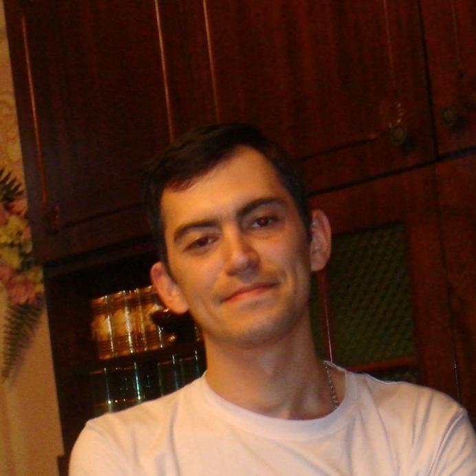 Артур Коряев