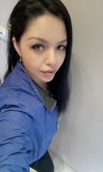 Julis Bg2